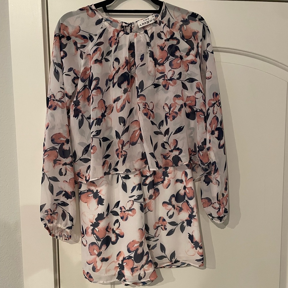 Two Arrows, NWOT, floral romper, XS